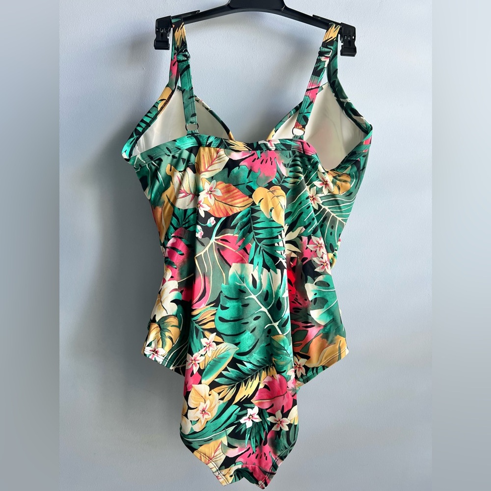 Coco Reef Enrapture Bra Sized Underwire One Piece Swimsuit Size 36E - Picture 5 of 10